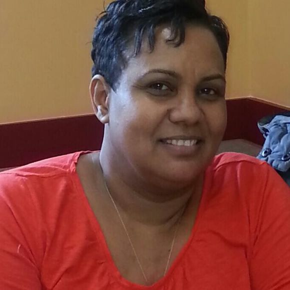 Meet your Posher, Stephanie - Picture 1 of 1